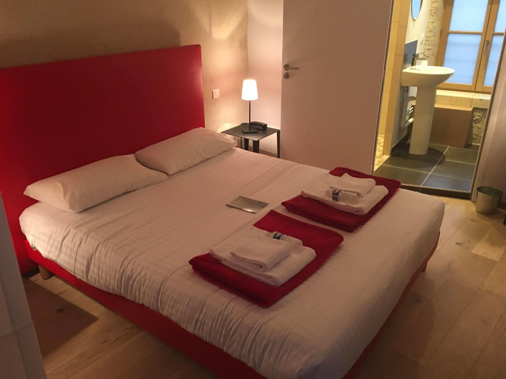 Rocaminori Hotel Louresse-Rochemenier Exteriér fotografie